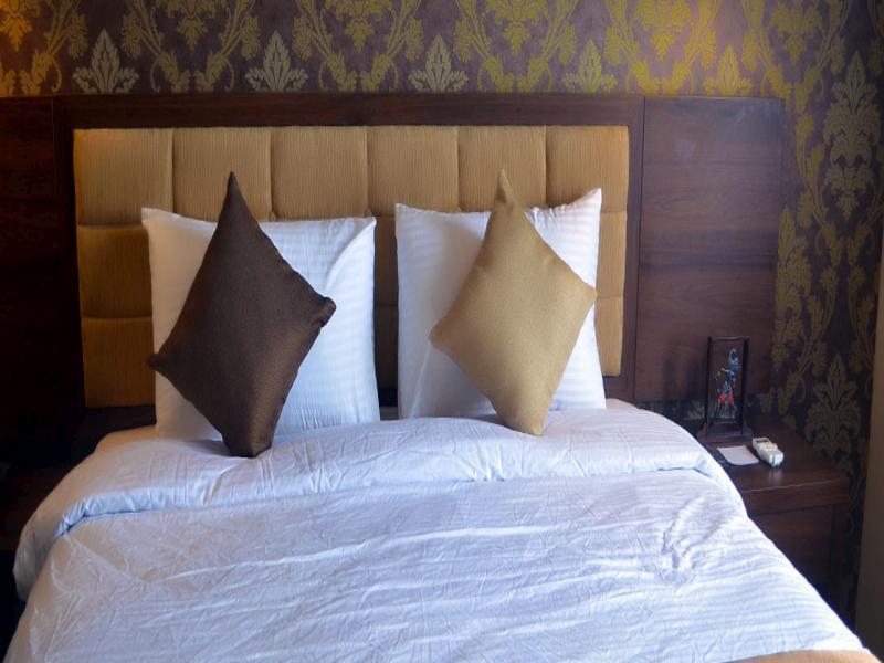 Hotel Safira Magelang Exterior photo